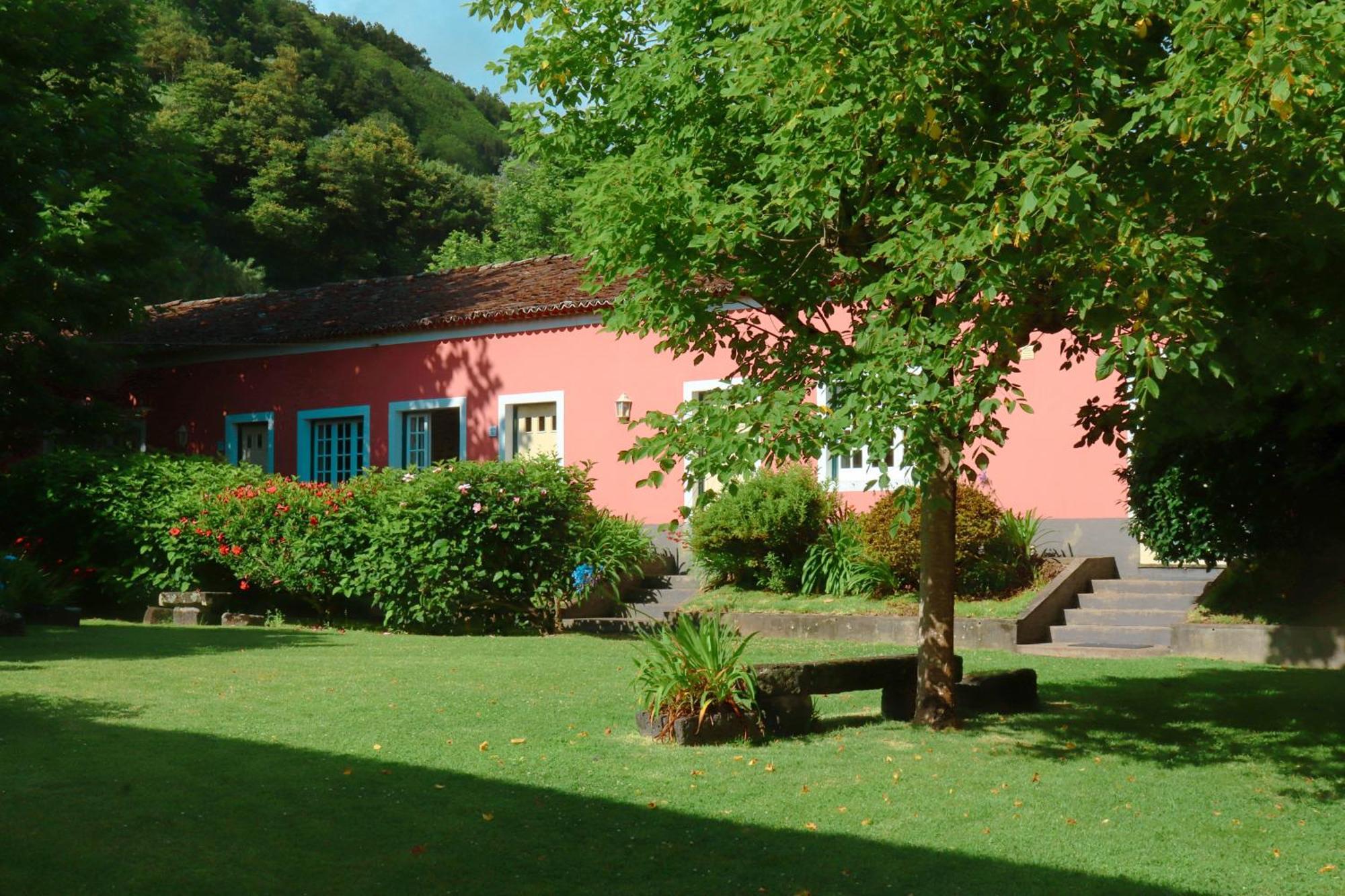 Solar De Lalem Bed & Breakfast Maia  Exterior photo